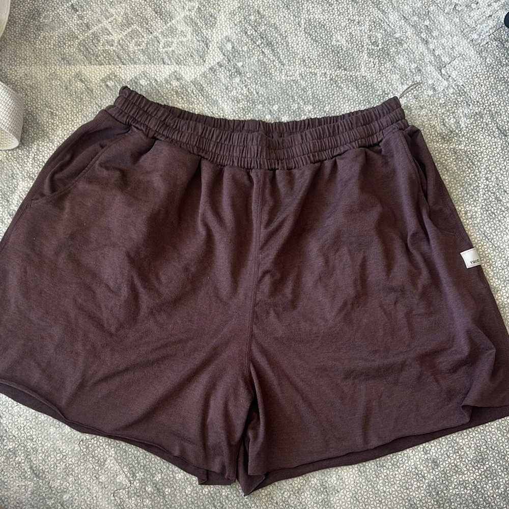 Vuori boyfriend shorts